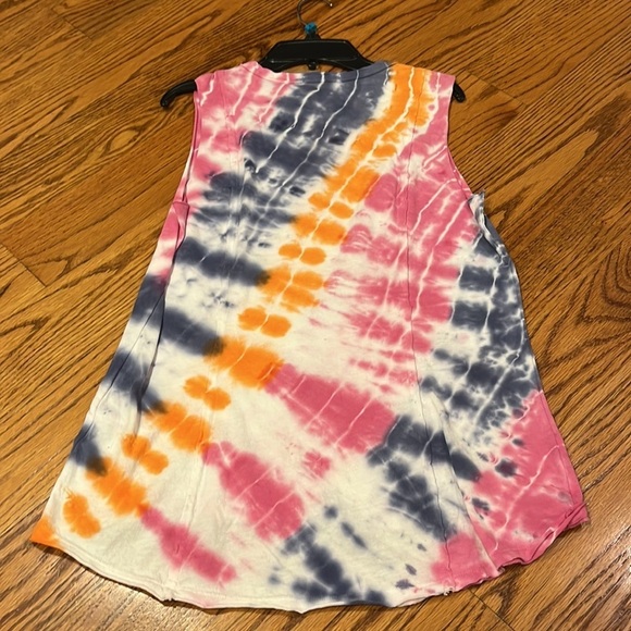 NWT t.La Woman’s Tie Dye Tank Size S - Picture 3 of 4